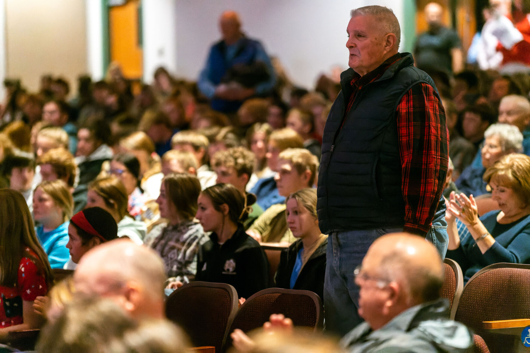 20221110_VeteranAssembly_EW_065-ARW_BB.jpg